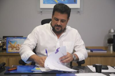 Justiça suspende processo de cassação de prefeito de São Sebastião, Felipe Augusto
