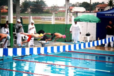 Equipe de natação de Caraguatatuba garante prata e bronze nos Jogos Regionais